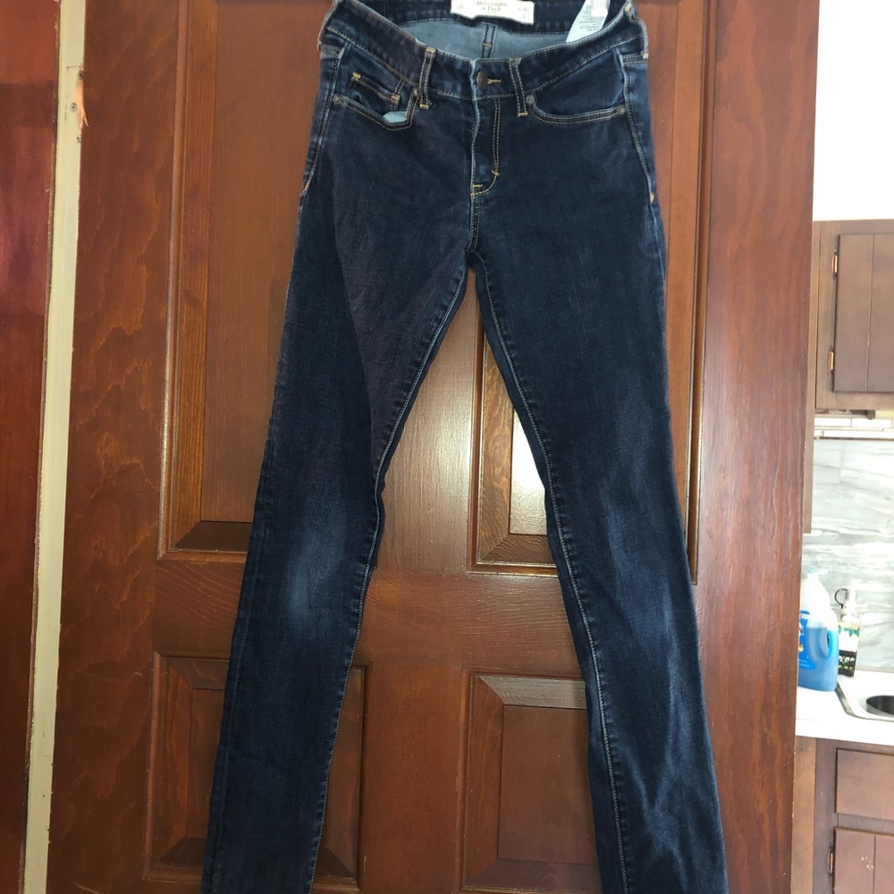 Abercrombie and fitch dark blue skinny jeans